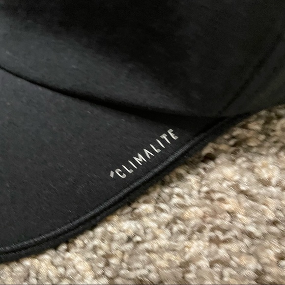Adidas Climalite baseball cap hat black adjustable lightweight moisture-wicking - Picture 8 of 9